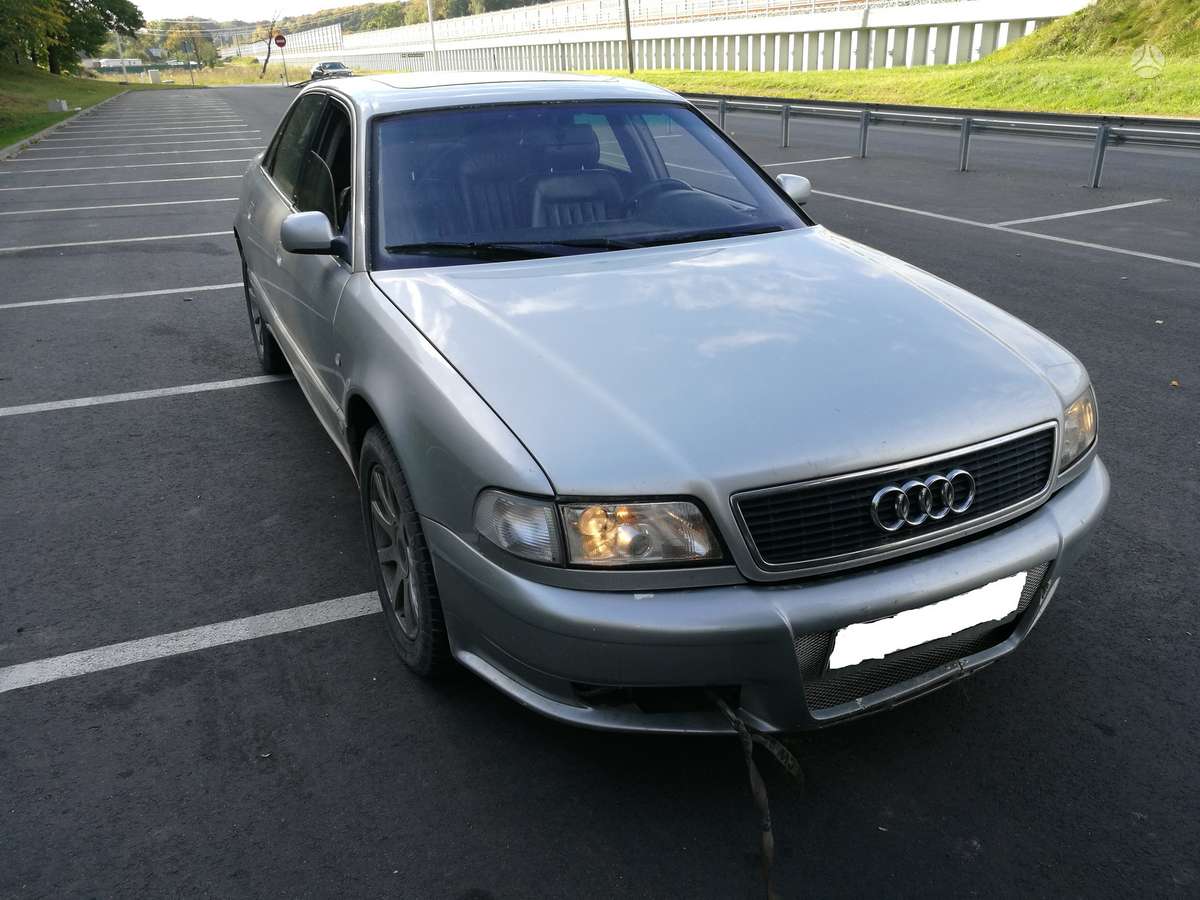 Audi A8
