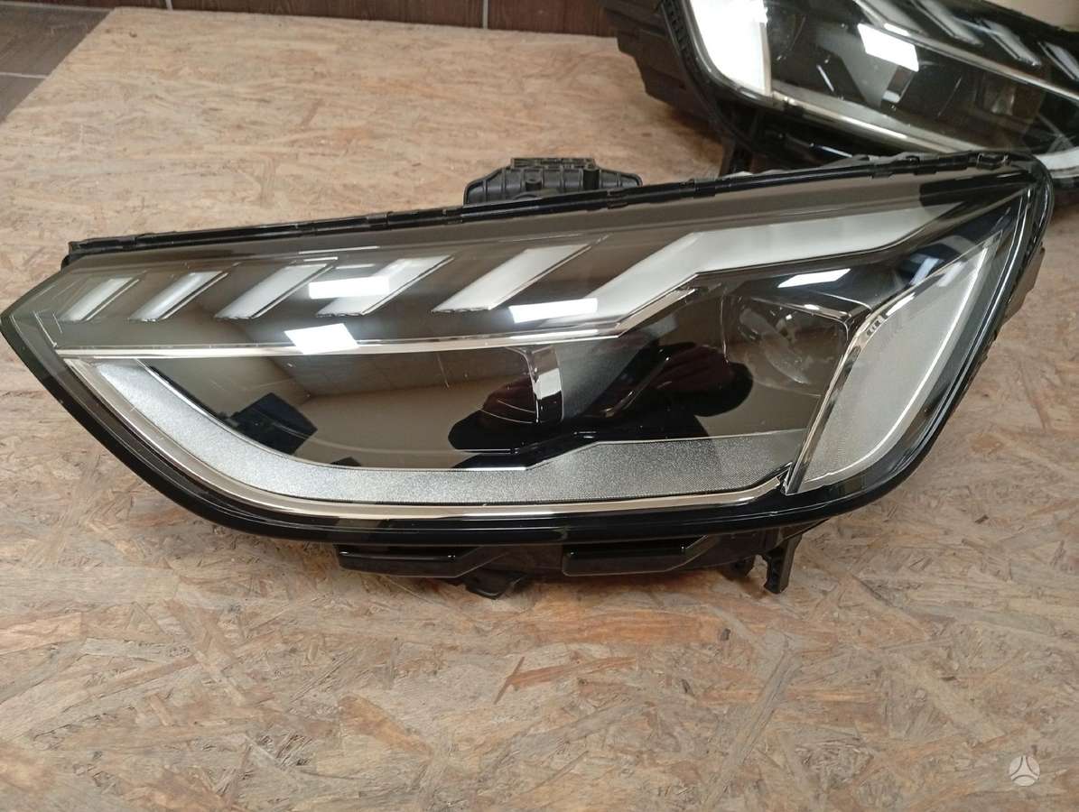 Audi A4 lights