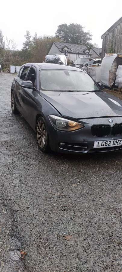 BMW 1 serija по частям. Spalvos kodas b39
