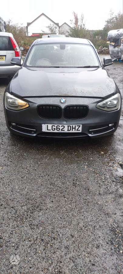 BMW 1 serija по частям. Spalvos kodas b39