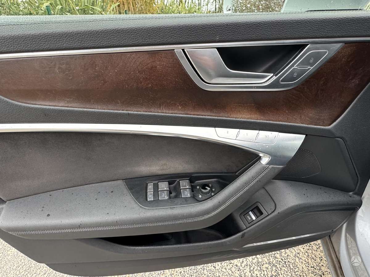 Audi A6, 3.0 l., Седан