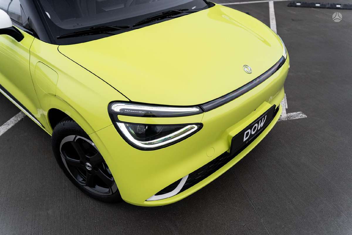 Dongfeng Box, 42 kWh, hatchback
