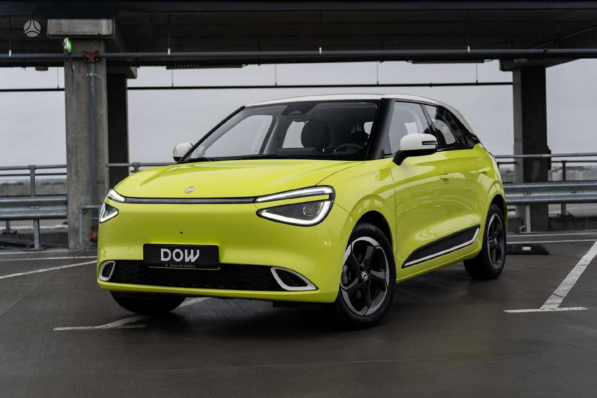 Dongfeng Box, 42 kWh, hatchback