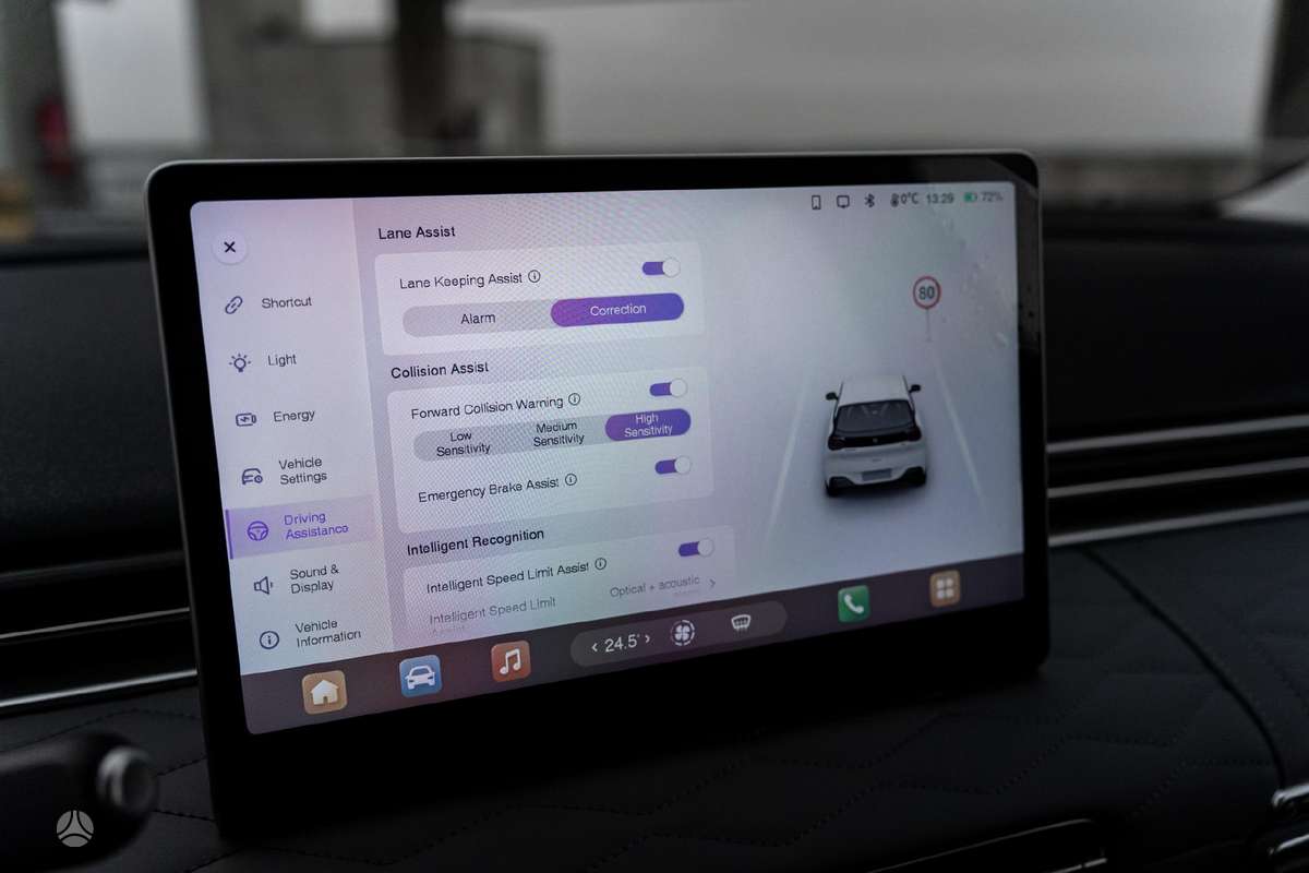 Dongfeng Box, 42 kWh, hatchback