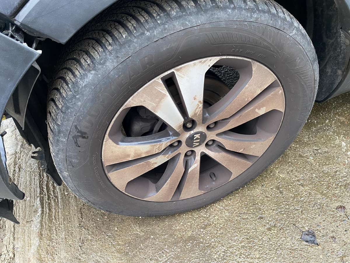 Kia Sportage for parts