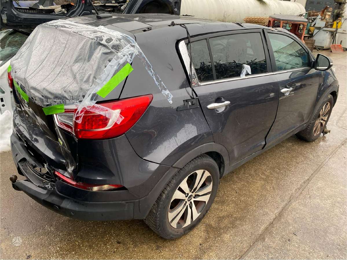 Kia Sportage for parts