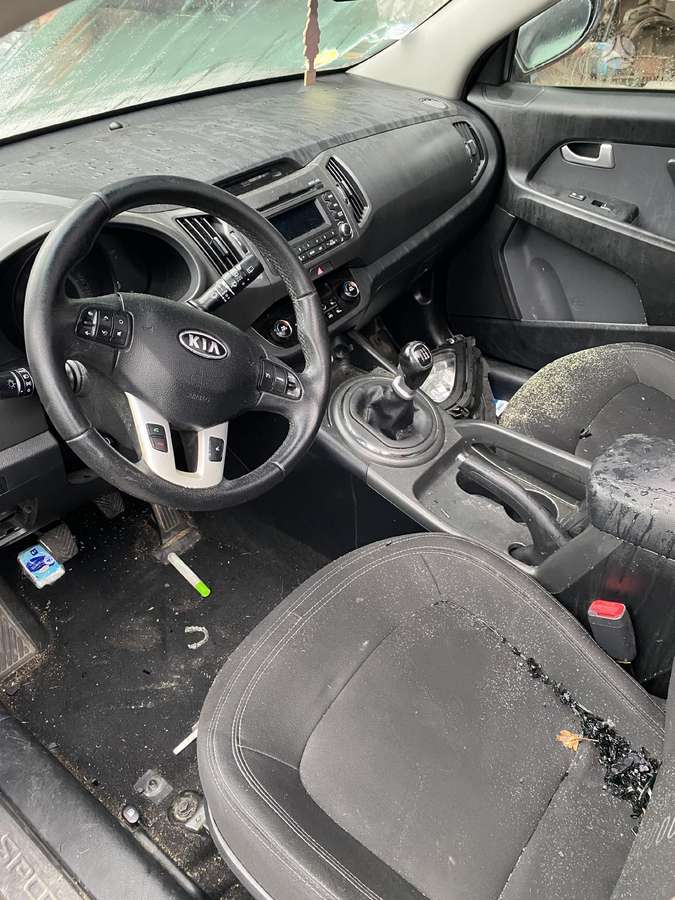 Kia Sportage for parts