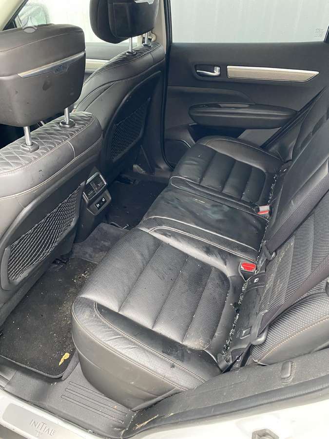 Renault Koleos dalimis. Ne 4x4 no 4x4