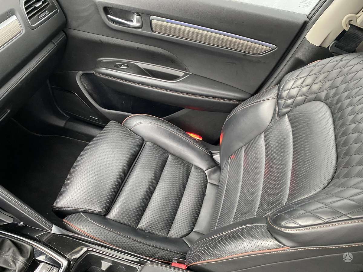 Renault Koleos dalimis. Ne 4x4 no 4x4