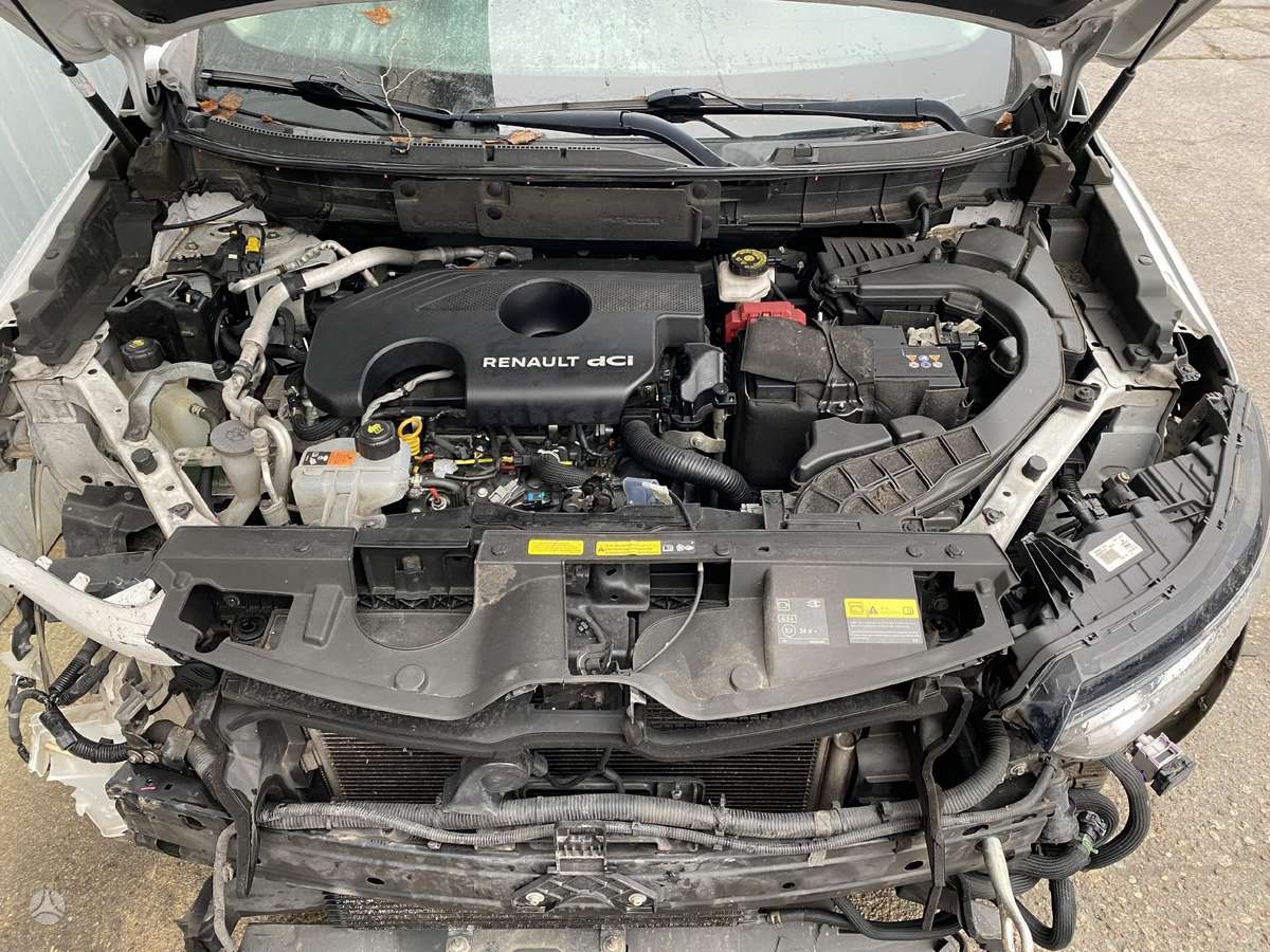 Renault Koleos dalimis. Ne 4x4 no 4x4