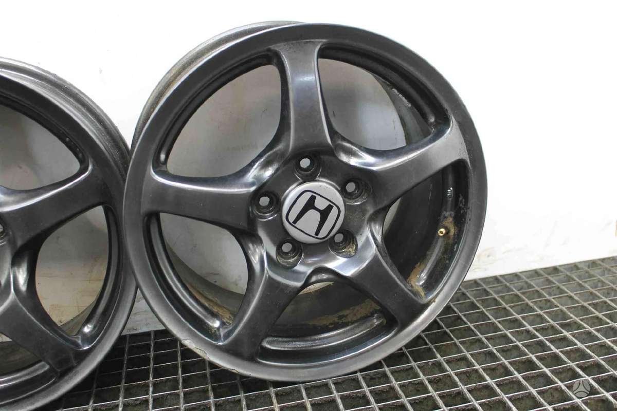 Honda S2000, lengvojo lydinio, R16
