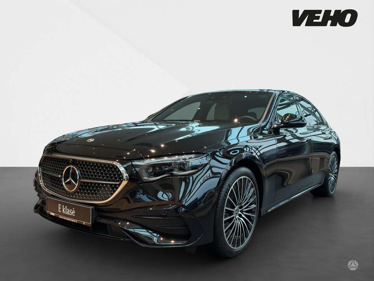 Mercedes-Benz E300, 2.0 l., saloon / sedan