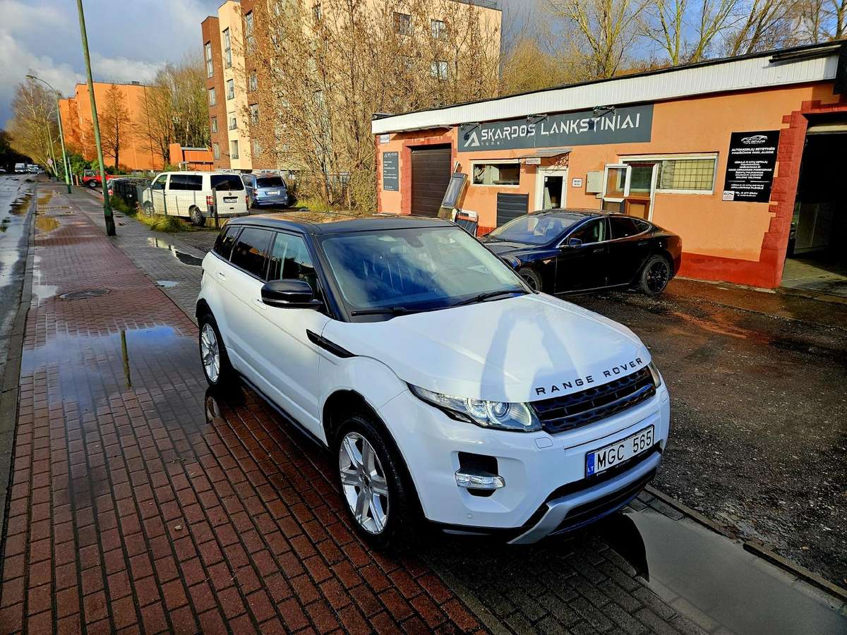 Land Rover Evoque, 2.2 l., off-road / crossover