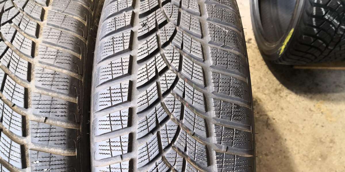 Goodyear Ultra Grip  Performance suv, всесезонные 215/65 R17