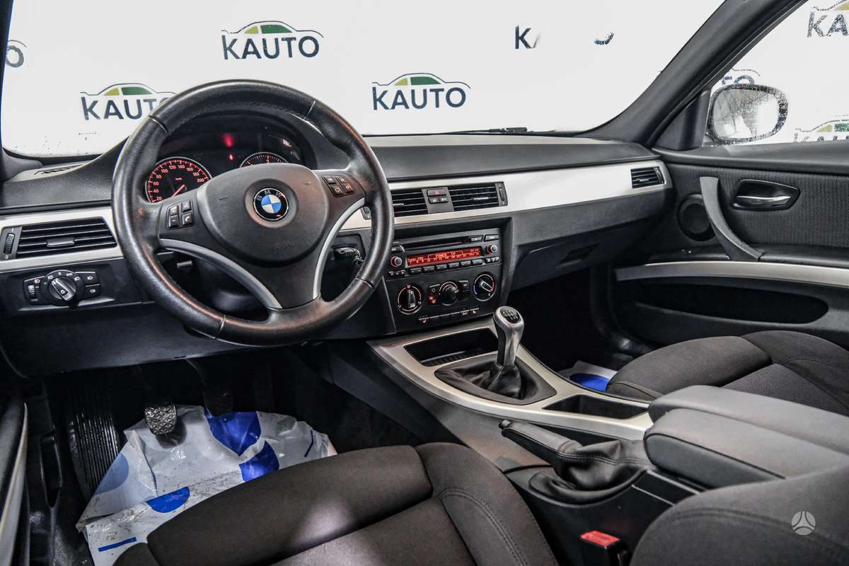 BMW 320, 2.0 l., wagon