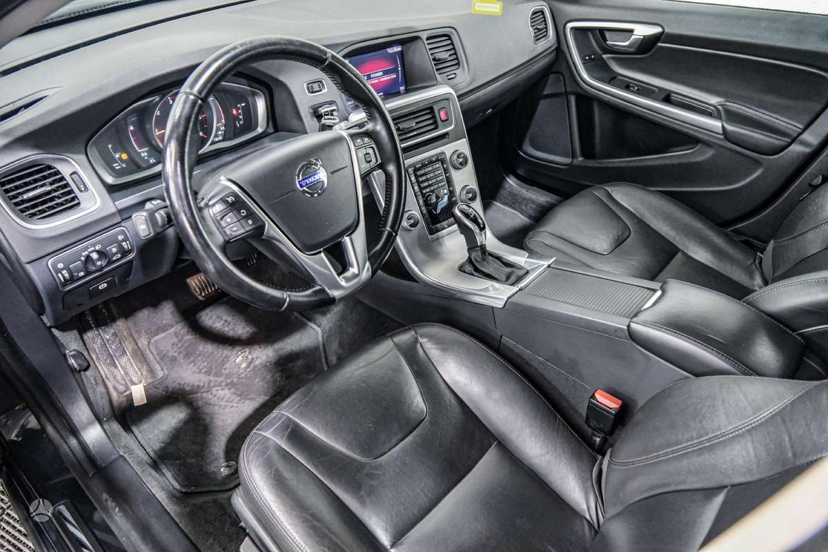 Volvo V60, 2.0 l., wagon
