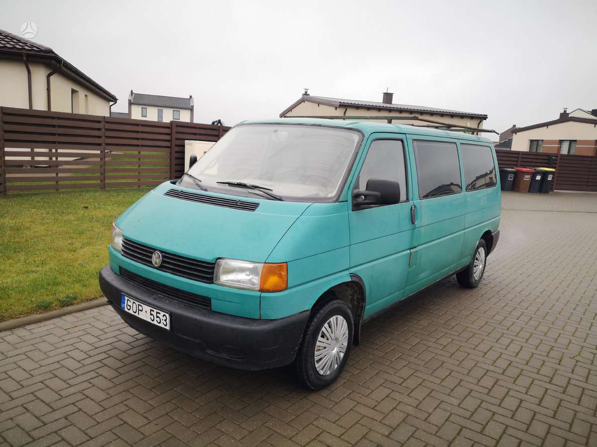 Volkswagen Transporter - 1