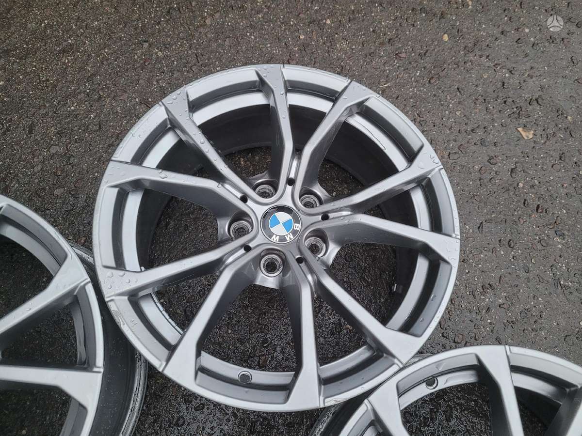 BMW, lengvojo lydinio, R17