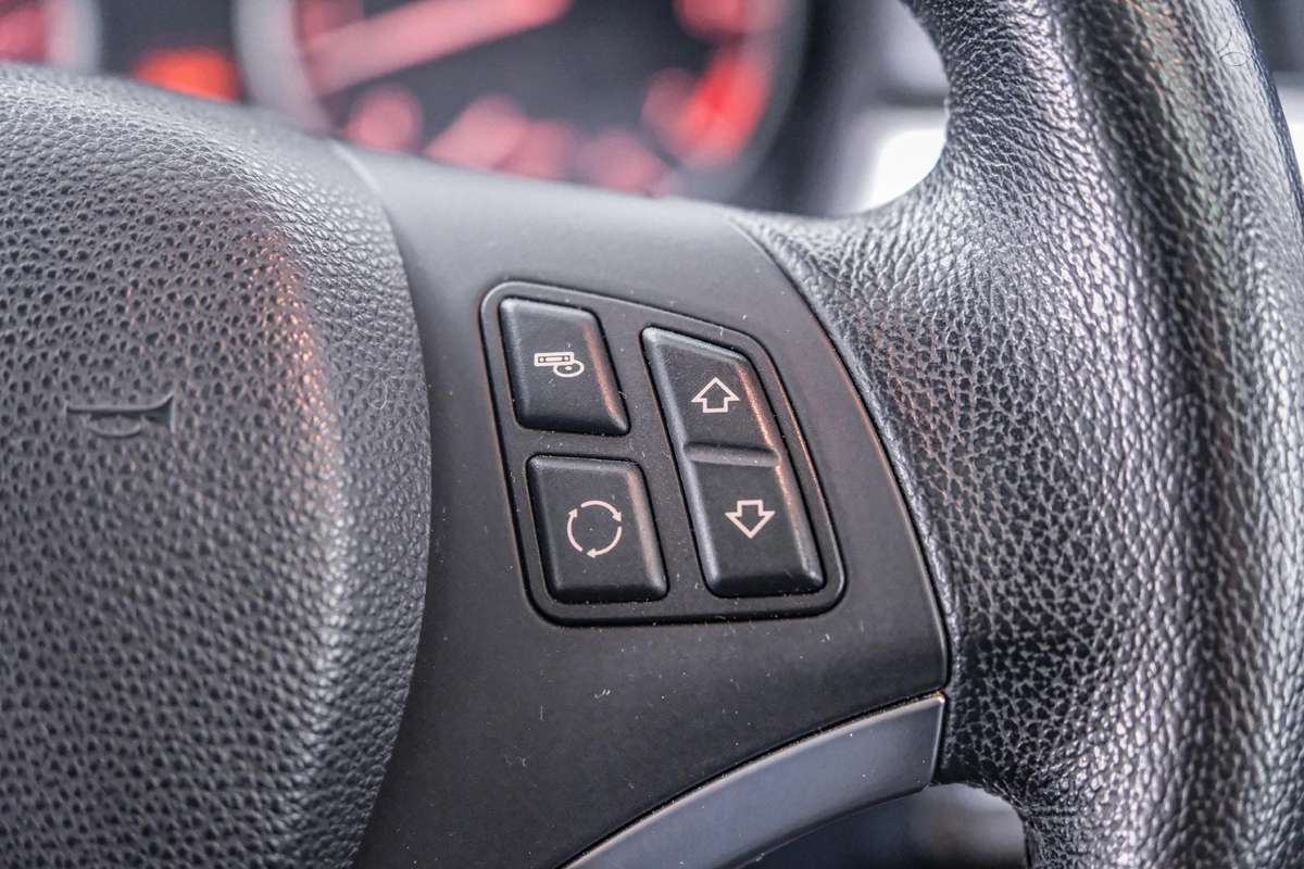 BMW 320, 2.0 l., Универсал