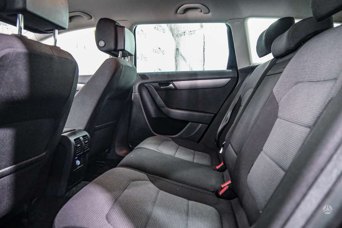 Volkswagen Passat, 1.6 l., Универсал