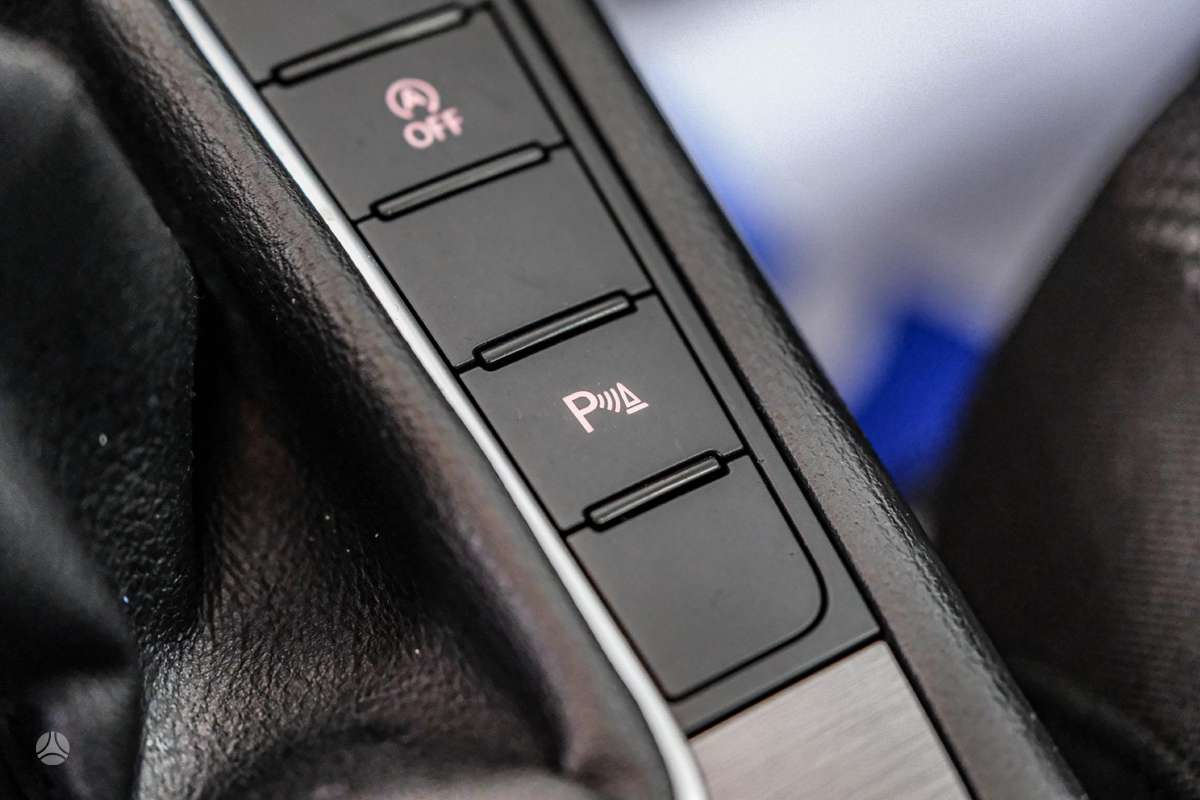 Volkswagen Passat, 1.6 l., Универсал