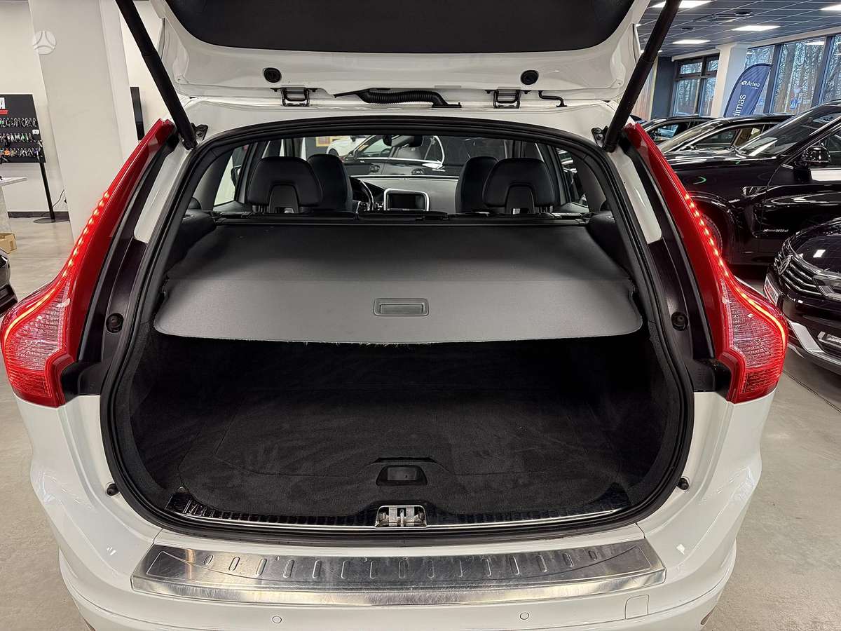 Volvo XC60, 2.0 l., Внедорожник / Кроссовер