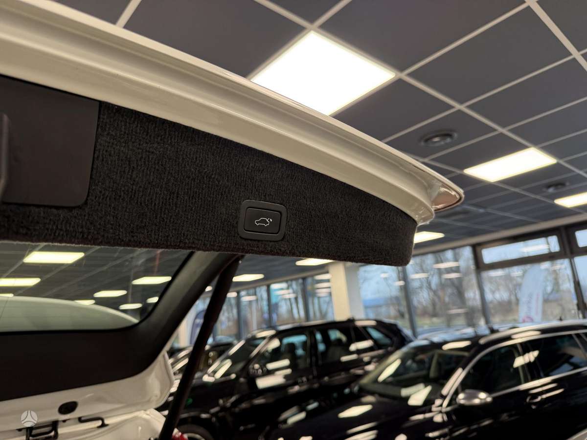 Volvo XC60, 2.0 l., Внедорожник / Кроссовер