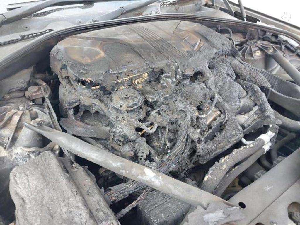 BMW 5 serija
