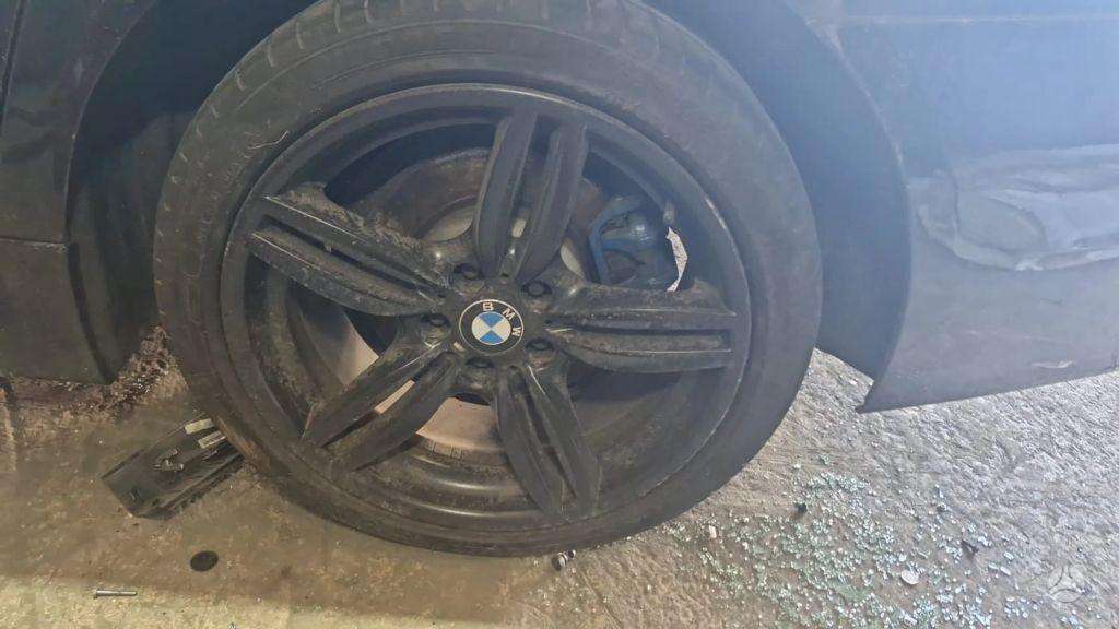 BMW 5 serija