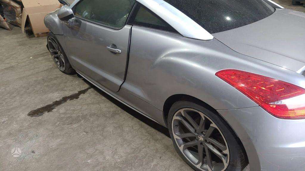 Peugeot RCZ