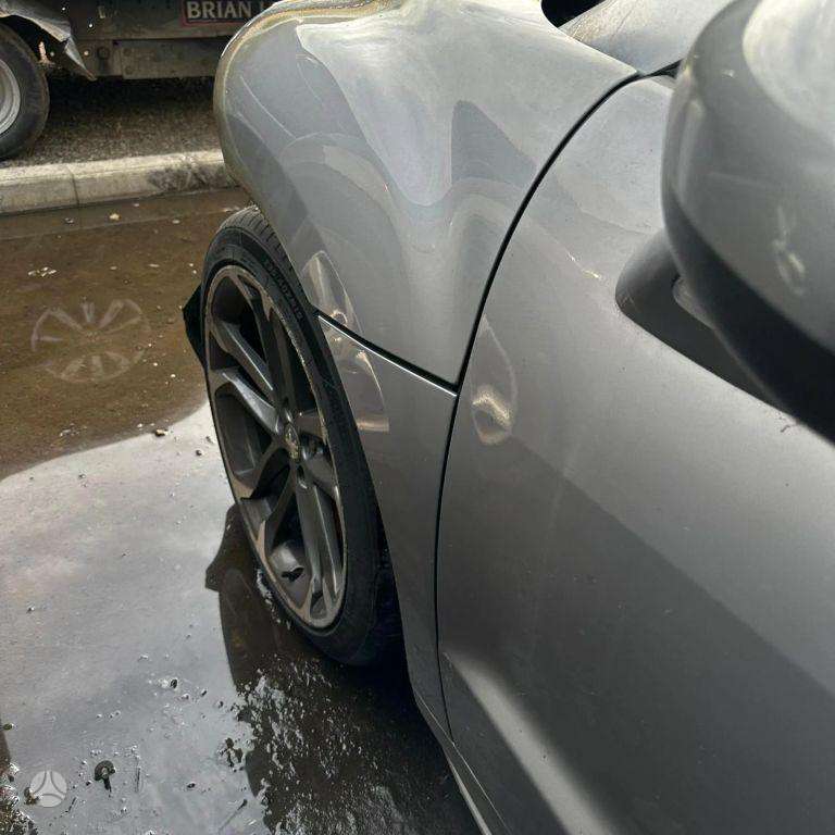 Peugeot RCZ