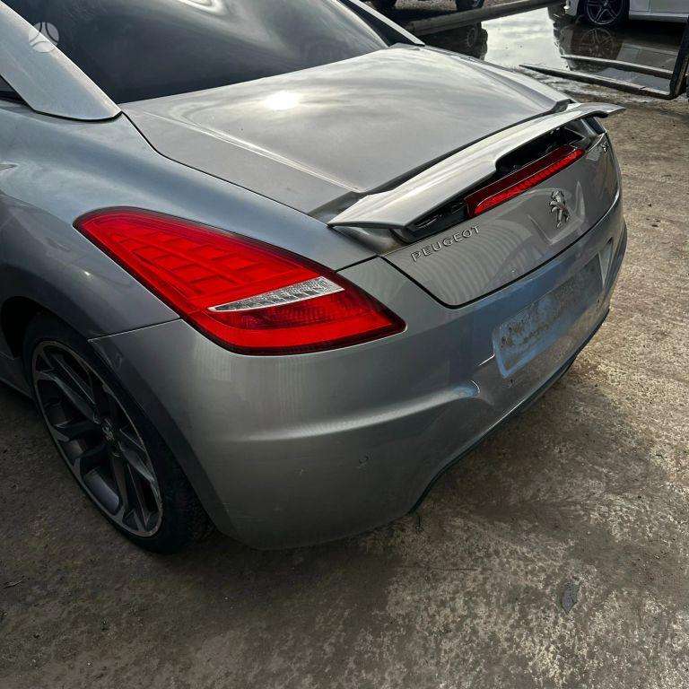Peugeot RCZ