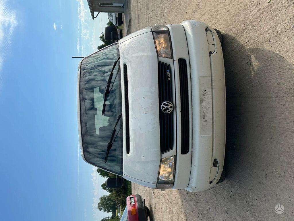 Volkswagen Caravelle