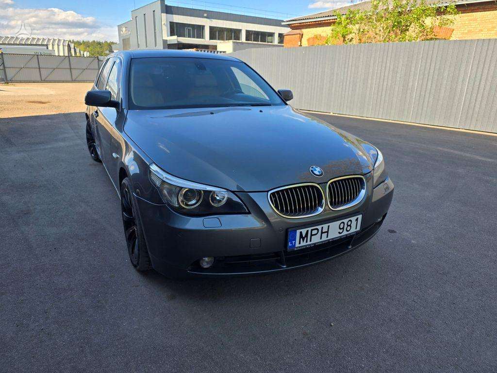 BMW 530