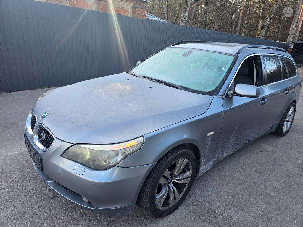 BMW 530