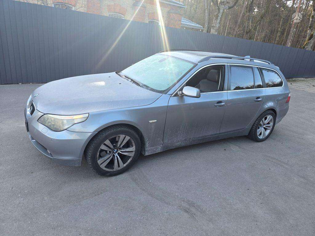 BMW 530