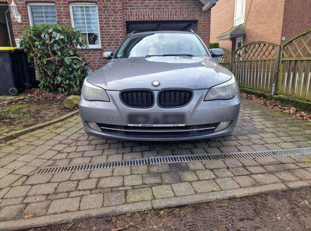 BMW 525