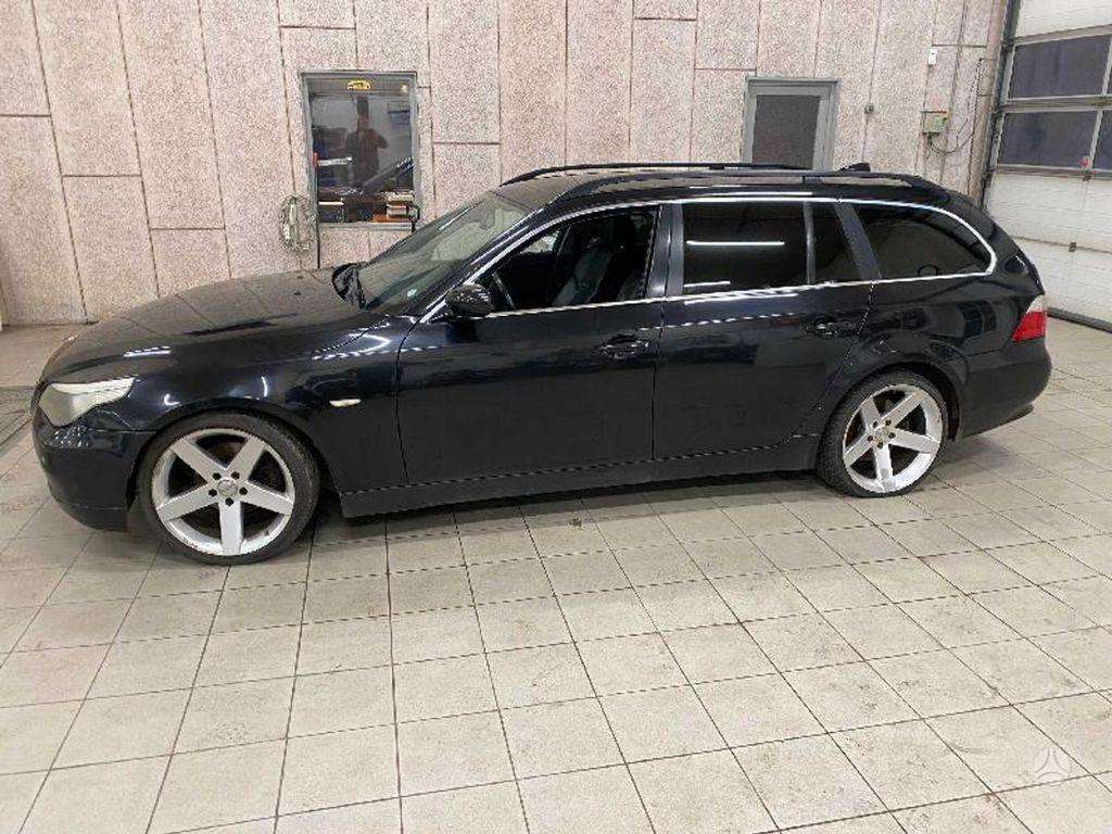 BMW 525