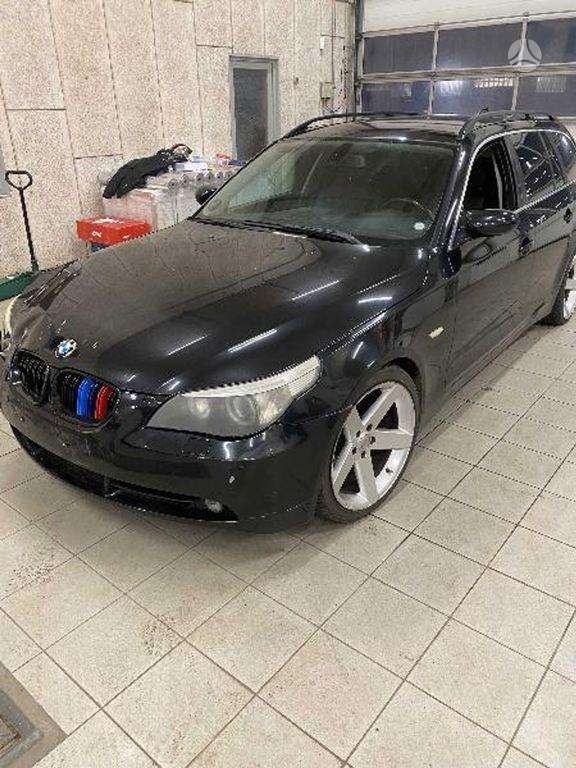 BMW 525