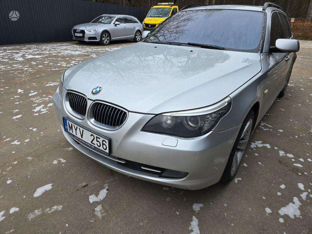 BMW 525