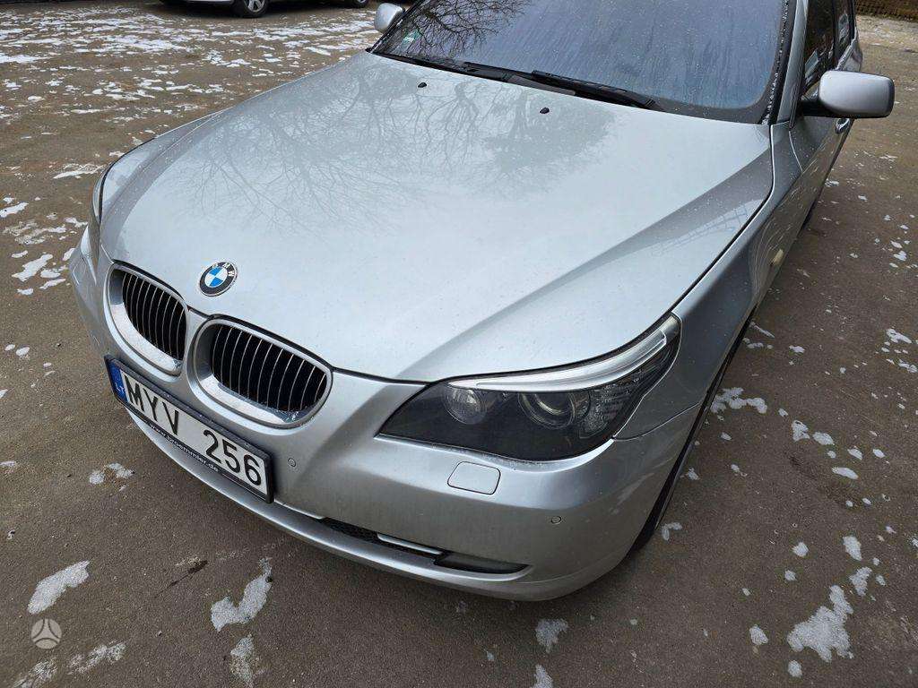 BMW 525