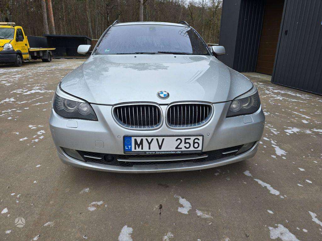 BMW 525