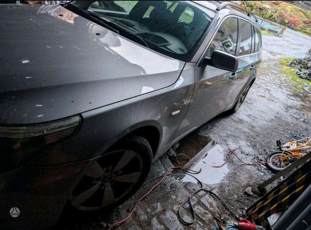 BMW 530