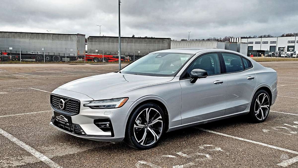 Volvo S60, 2.0 l., Седан
