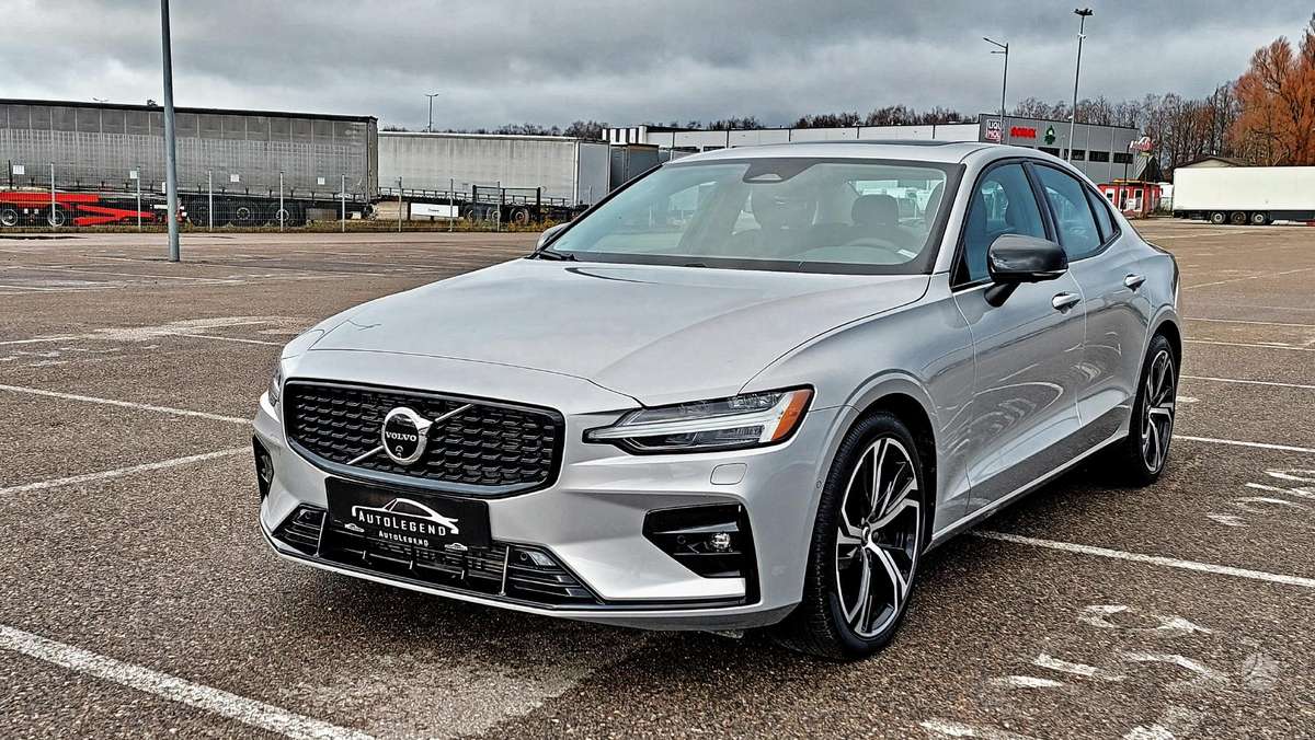 Volvo S60, 2.0 l., Седан