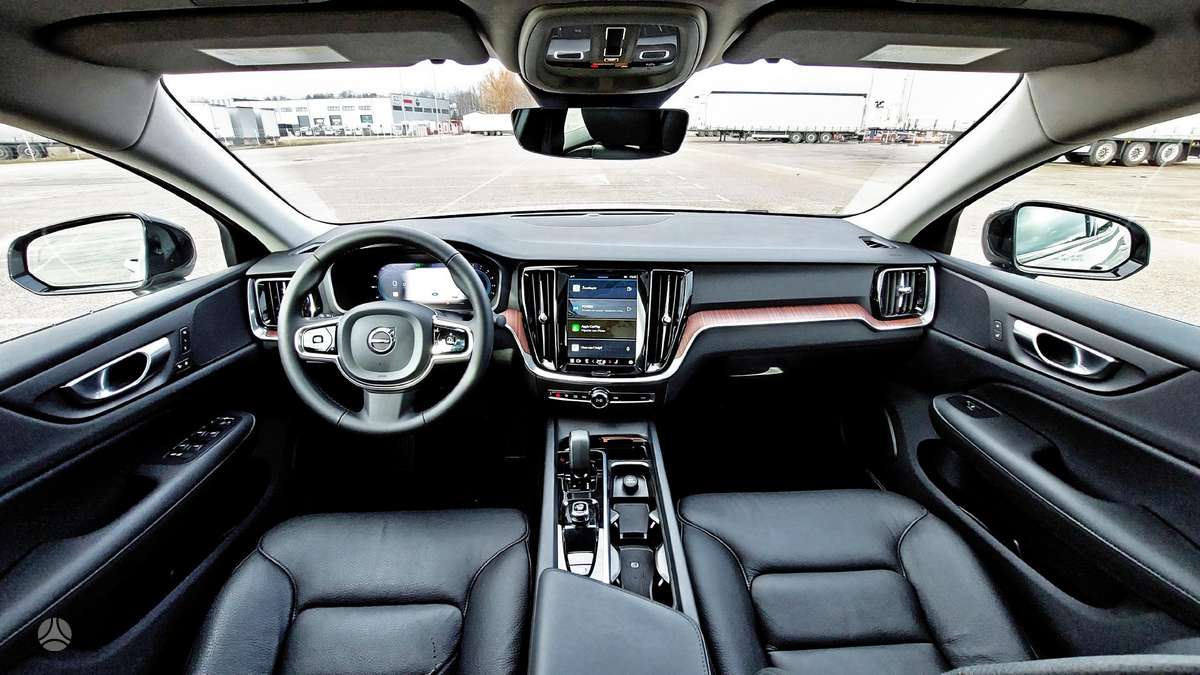 Volvo S60, 2.0 l., Седан