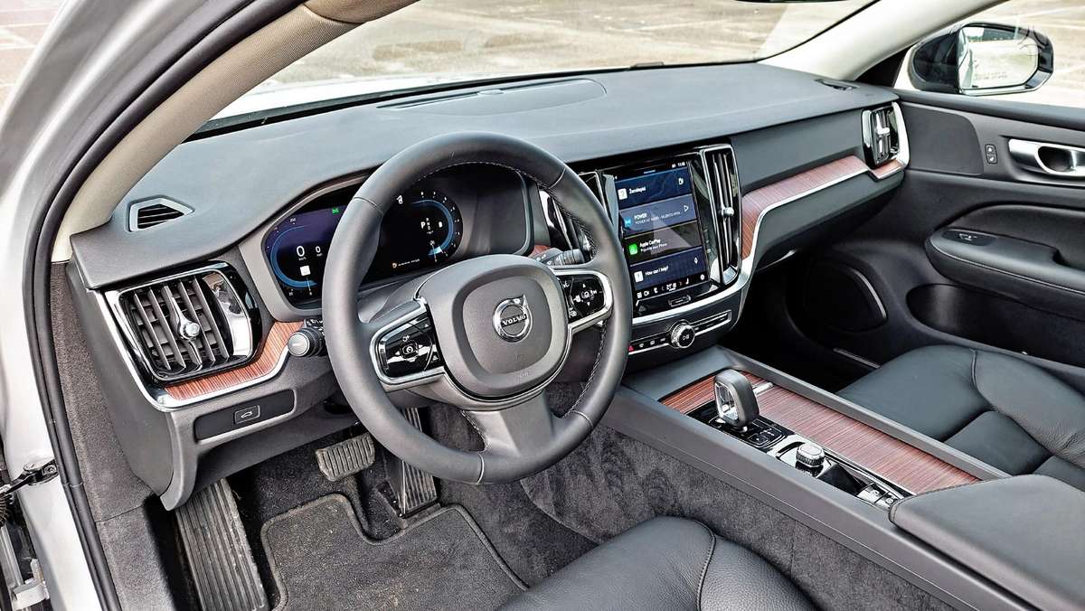 Volvo S60, 2.0 l., Седан