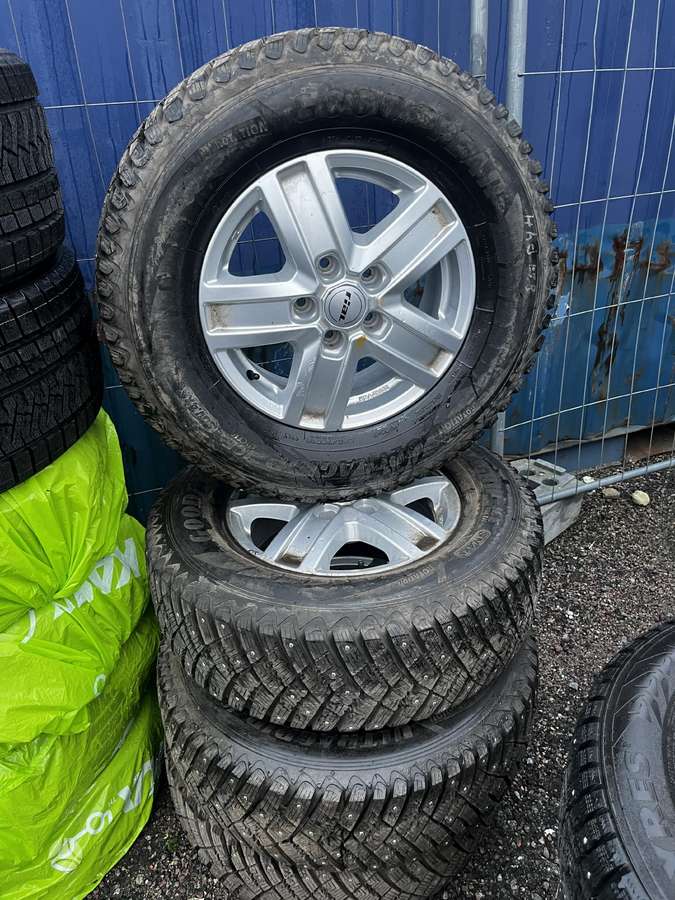 Volkswagen, light alloy, R16