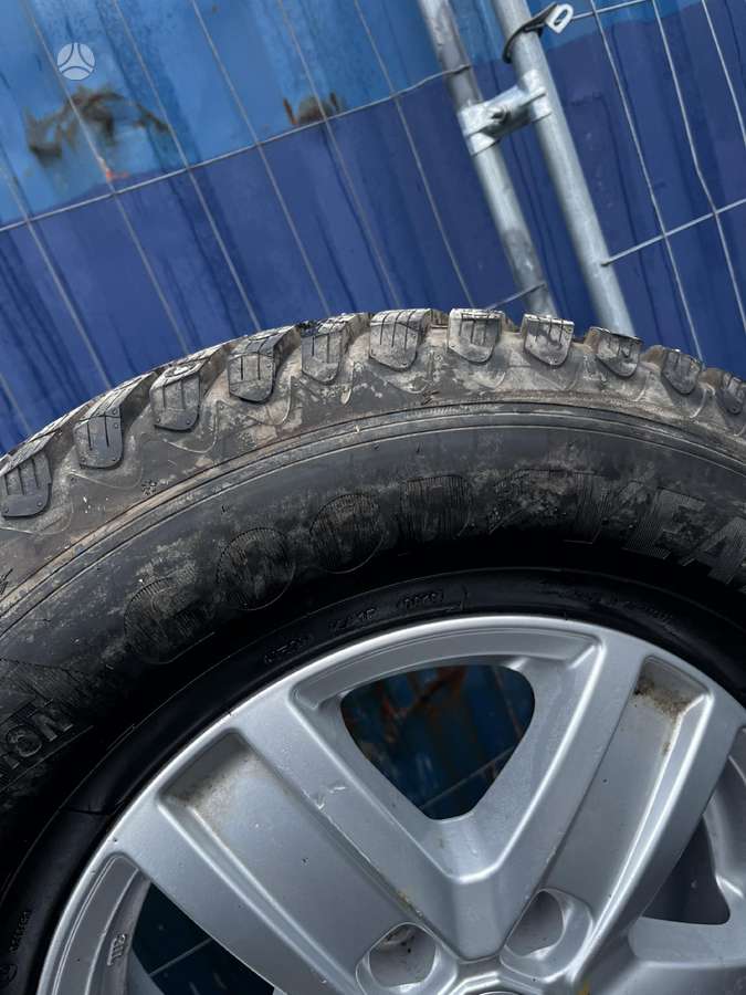 Volkswagen, light alloy, R16