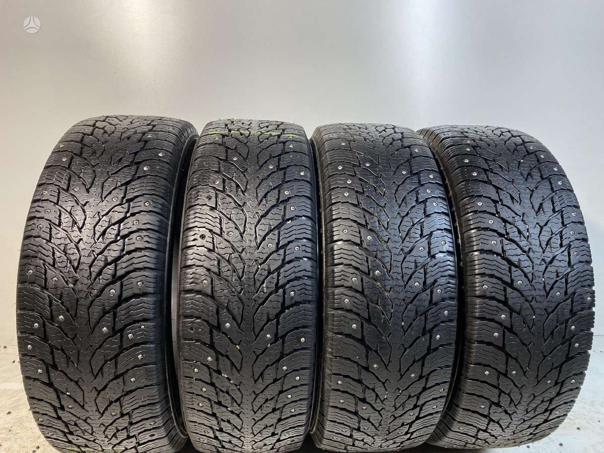 Nokian Hakka C4, winter 215/60 R17